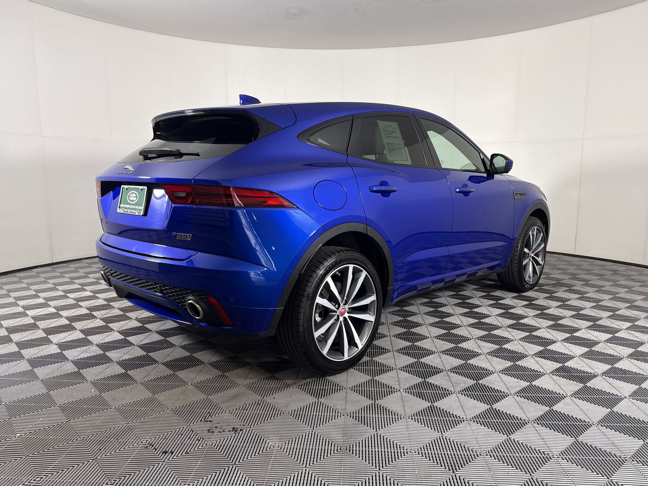 2019 Jaguar E-PACE R-Dynamic HSE - Photo 9