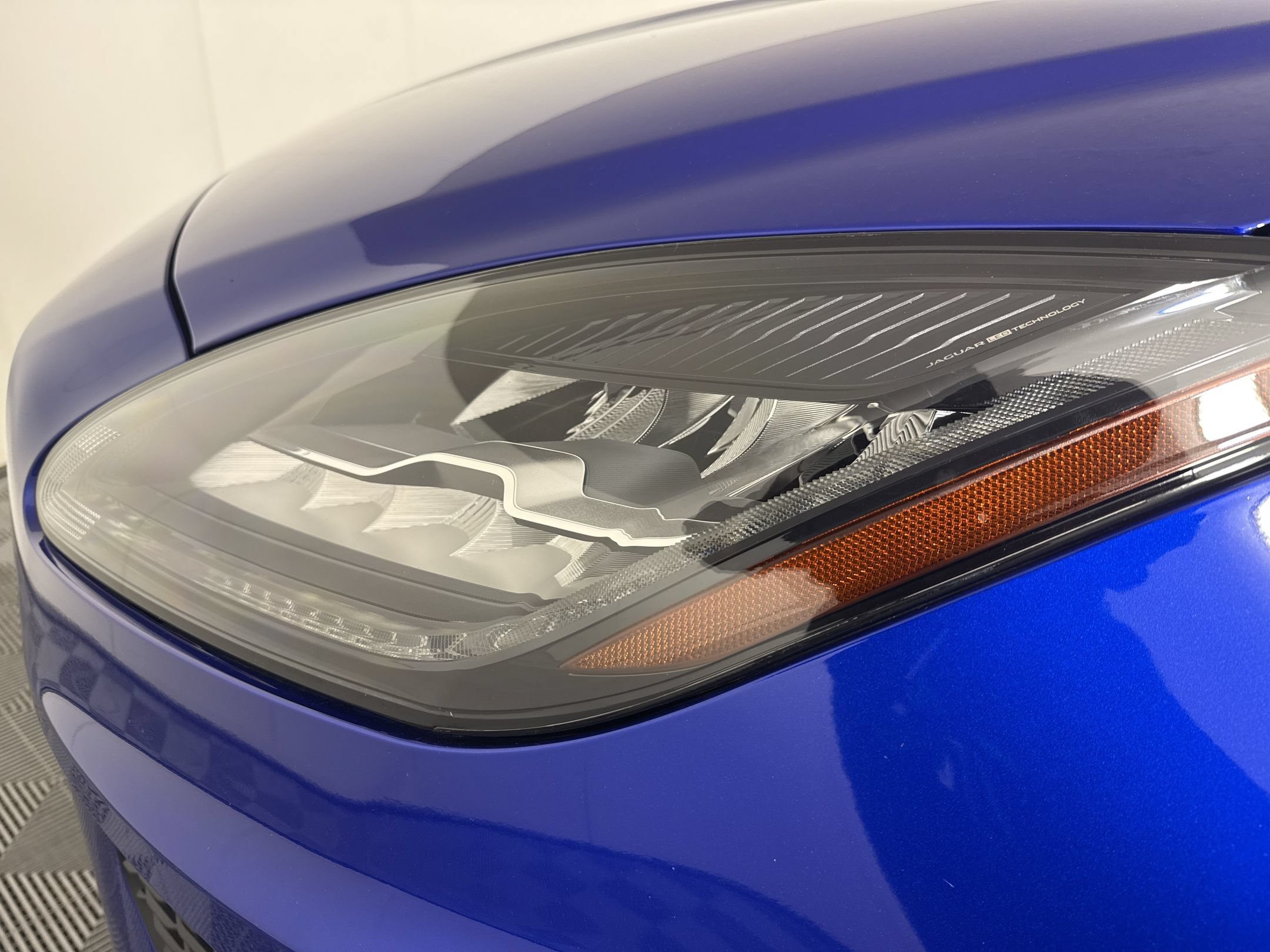 2019 Jaguar E-PACE R-Dynamic HSE - Photo 12