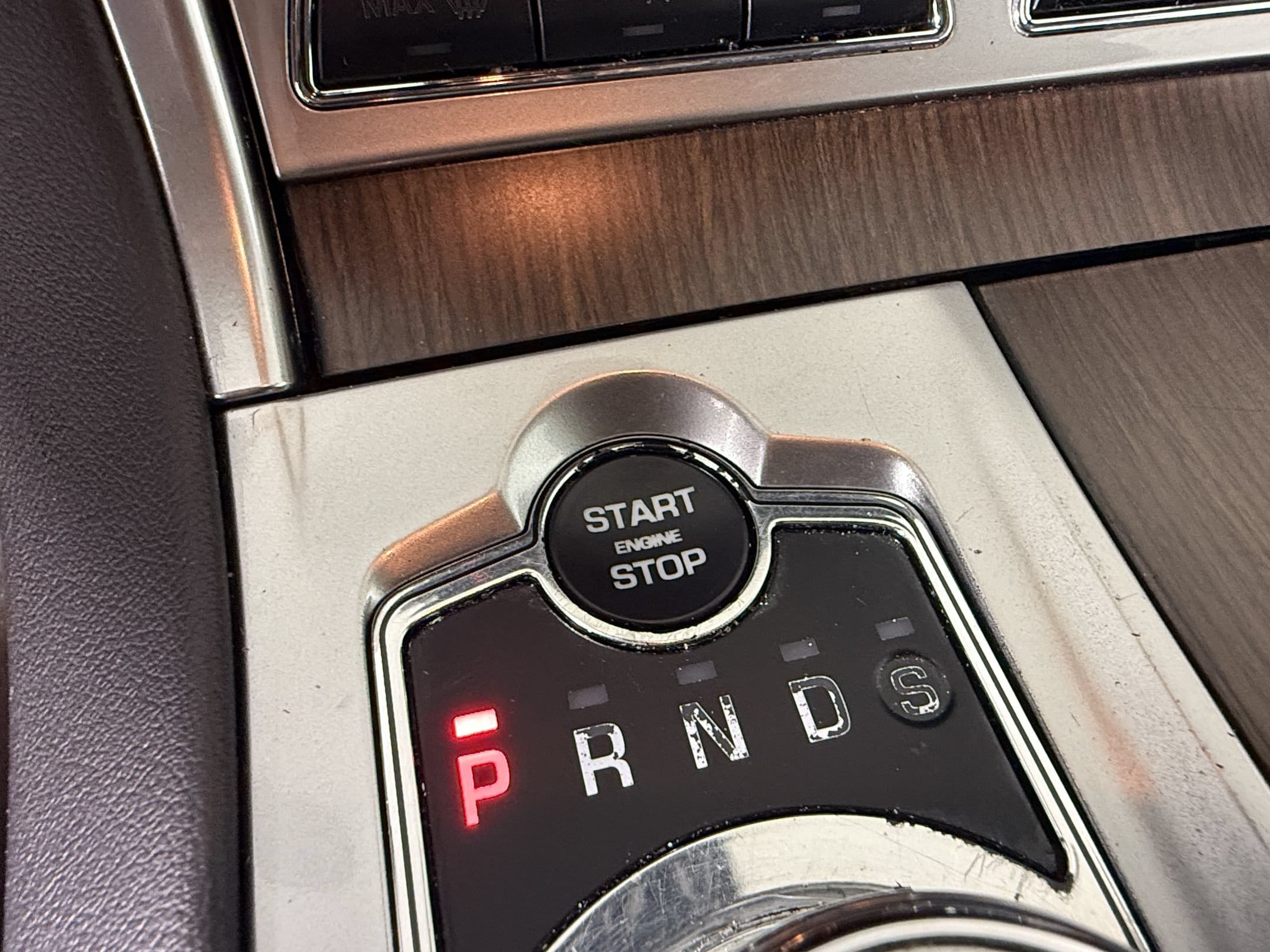 2014 Jaguar XF Base - Photo 16