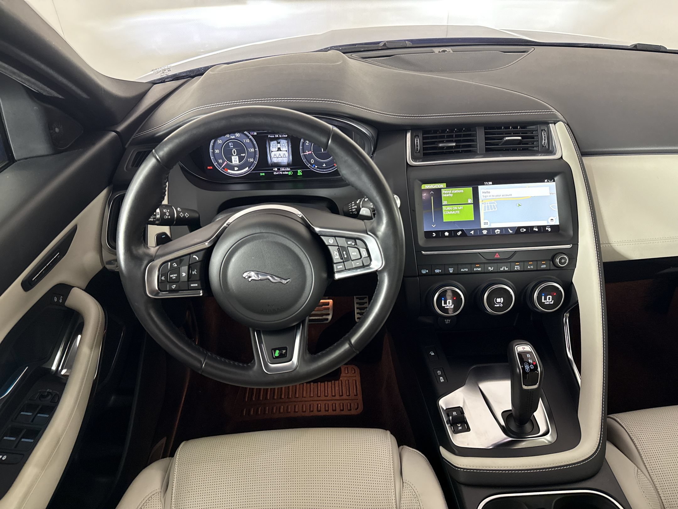 2019 Jaguar E-PACE R-Dynamic HSE - Photo 27