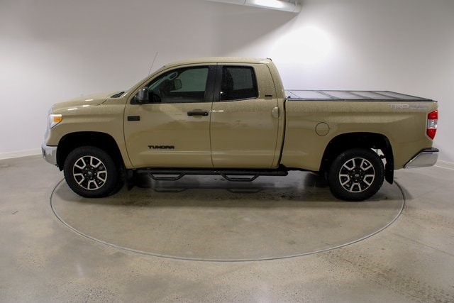 Used 2017 Toyota Tundra SR5 with VIN 5TFUW5F14HX658419 for sale in Canonsburg, PA