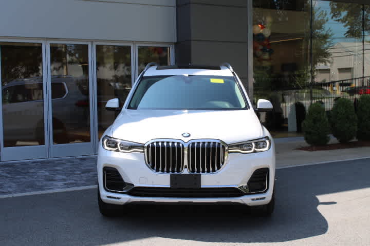 Used 2020 BMW X7 40i with VIN 5UXCW2C05L9B16153 for sale in Westborough, MA