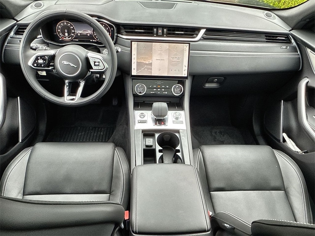 2026 Jaguar F-Pace R-Dynamic S - Photo 12