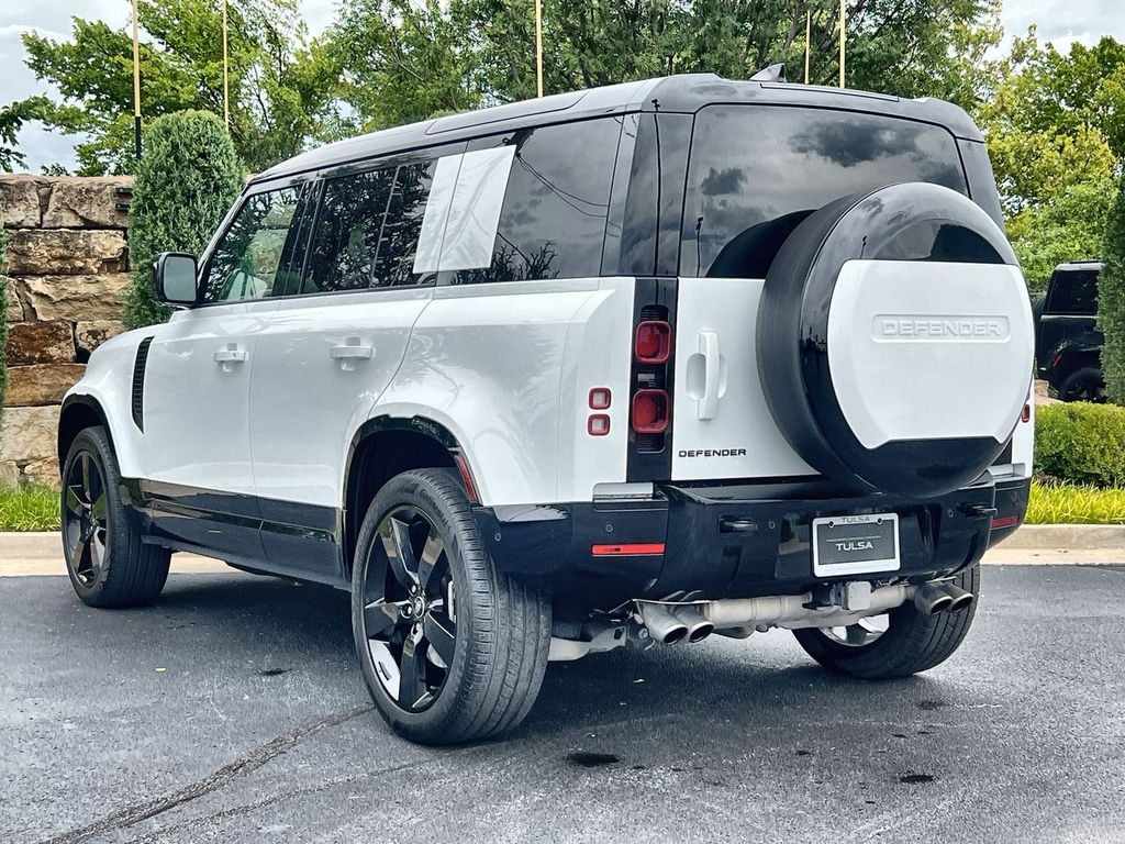 Certified 2025 Land Rover Defender 110 X-Dynamic SE SUV