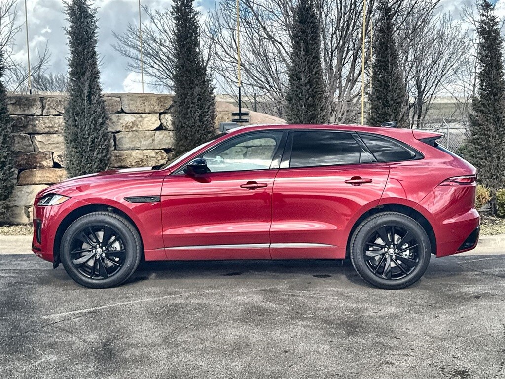 2026 Jaguar F-PACE P250 R-Dynamic S photo 2
