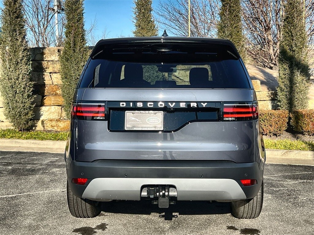 2025 Land Rover Discovery S photo 4