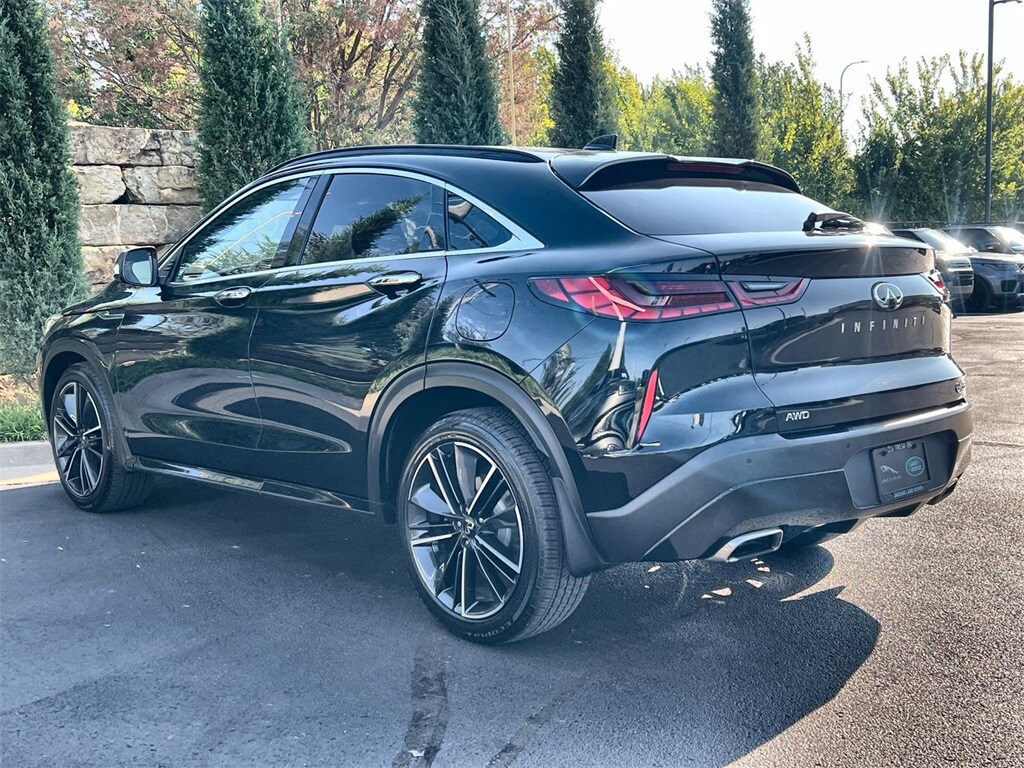 2022 Infiniti QX55 Luxe photo 3