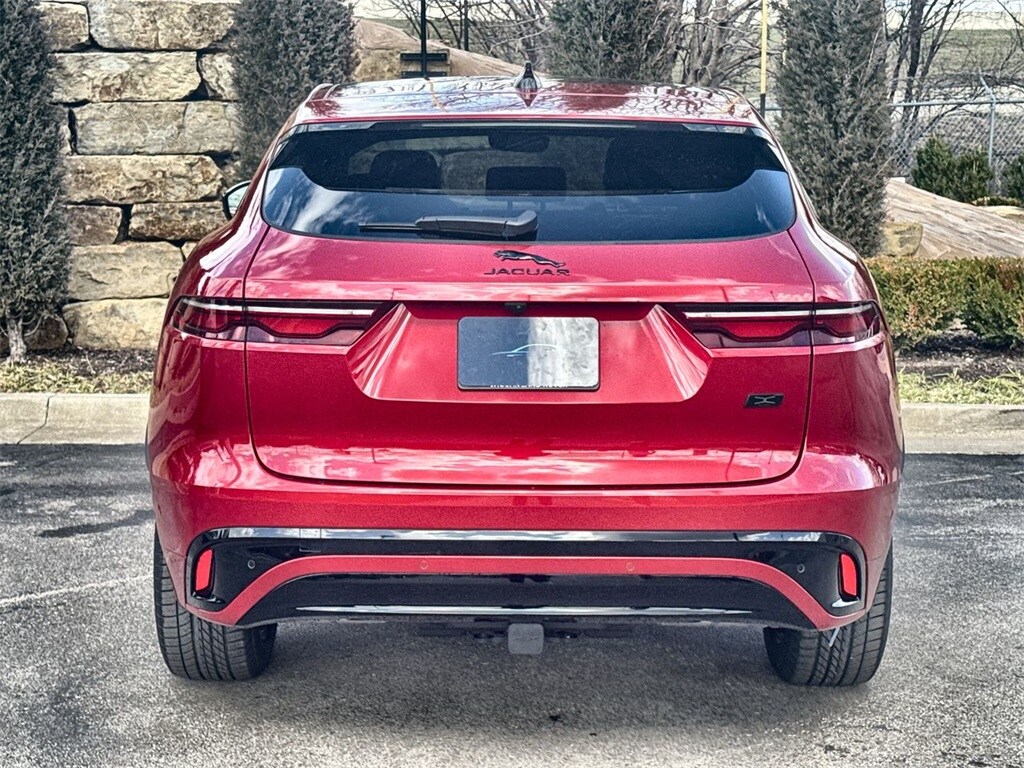 2026 Jaguar F-PACE P250 R-Dynamic S photo 4