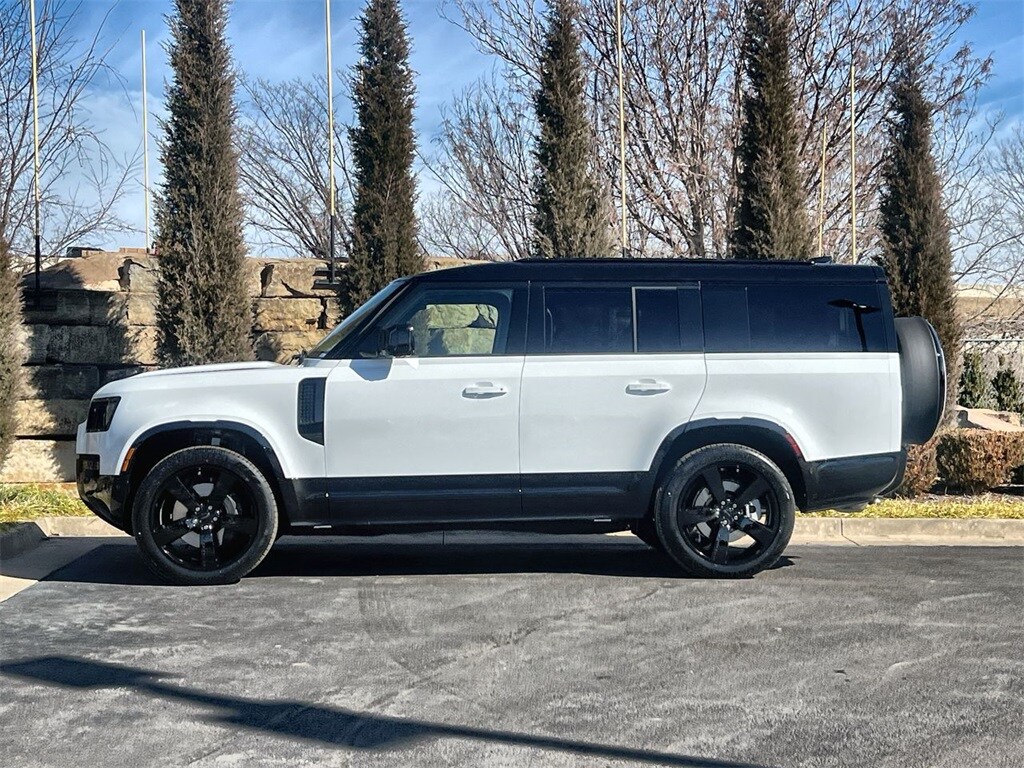 Used 2026 Land Rover Defender 130 X-Dynamic SE SUV