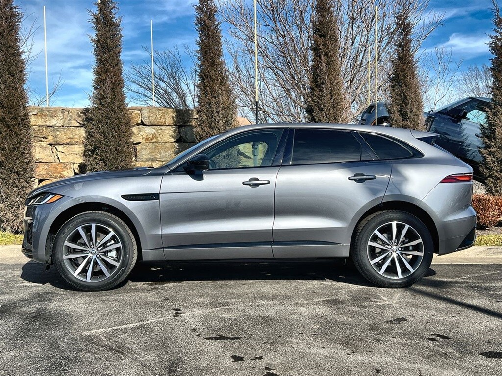 2025 Jaguar F-PACE P400 R-Dynamic S photo 2