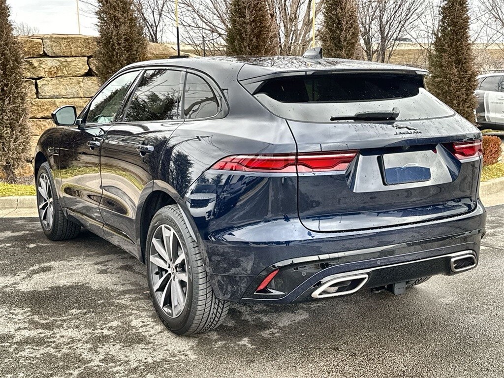 2025 Jaguar F-PACE P400 R-Dynamic S photo 3