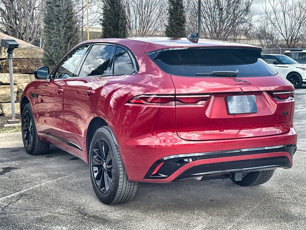 2026 Jaguar F-PACE P250 R-Dynamic S photo 3