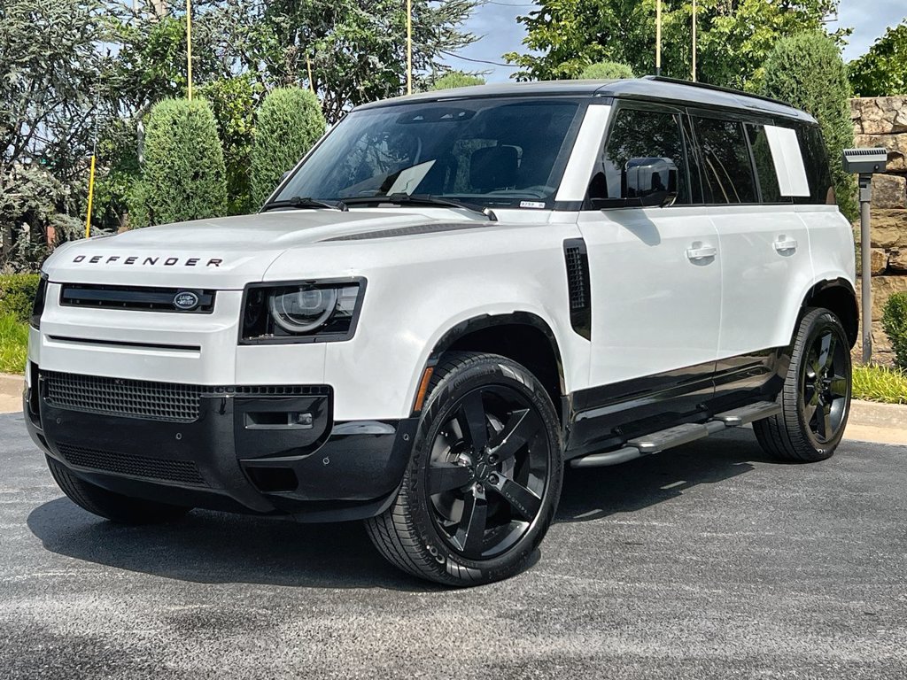 2026 Land Rover Defender 110
