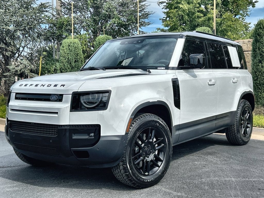 2026 Land Rover Defender 110
