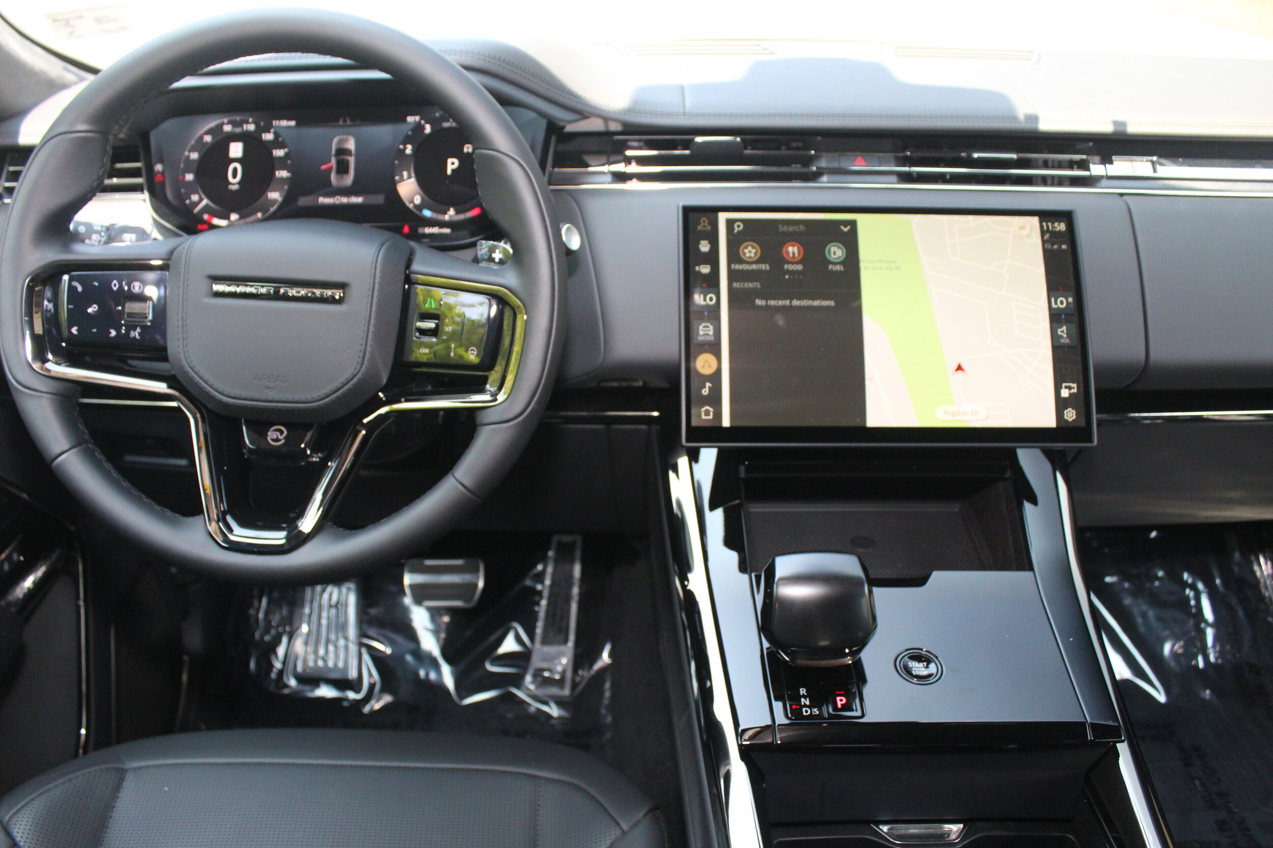 2024 Land Rover Range Rover Sport photo 3