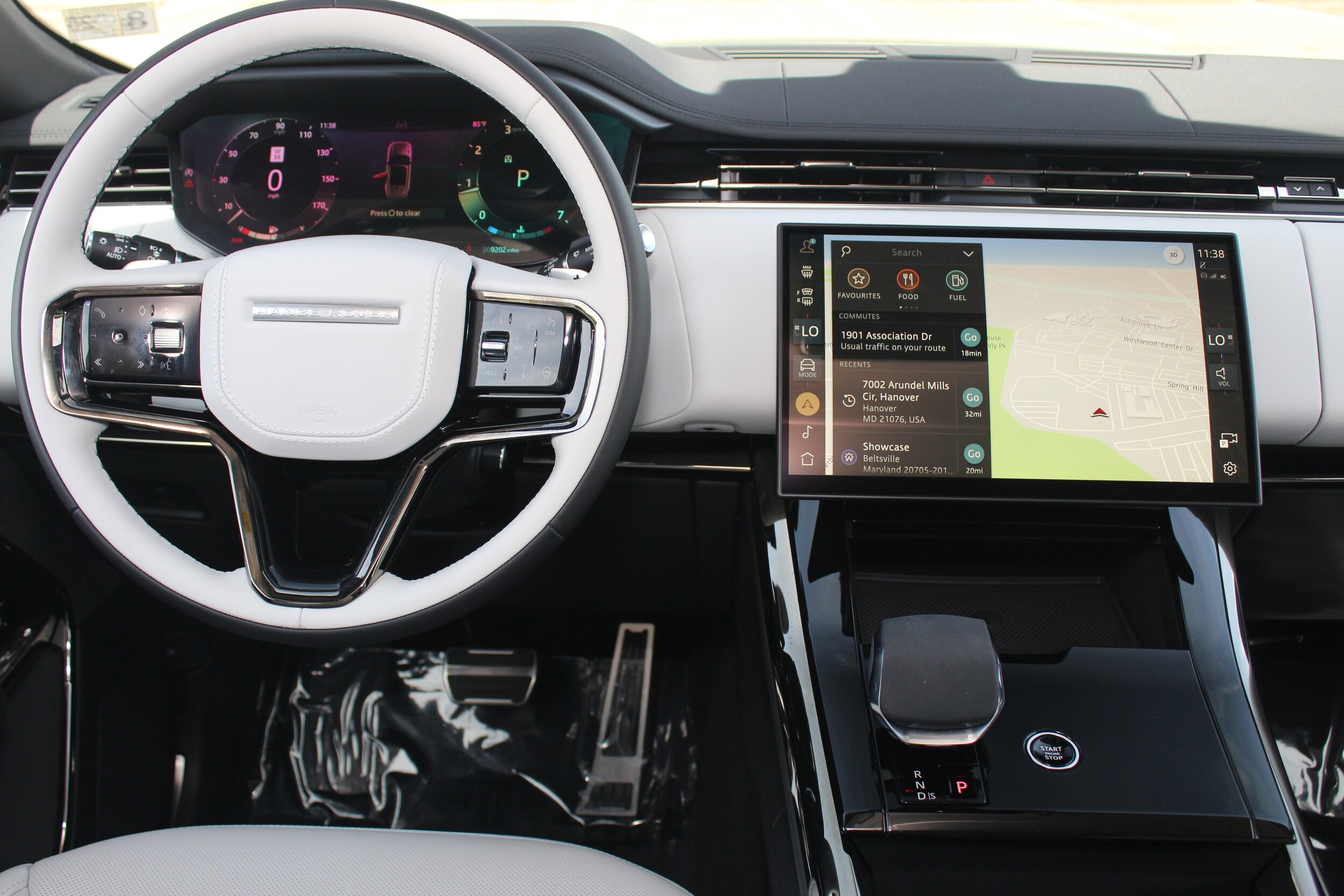 2024 Land Rover Range Rover Sport SE photo 4