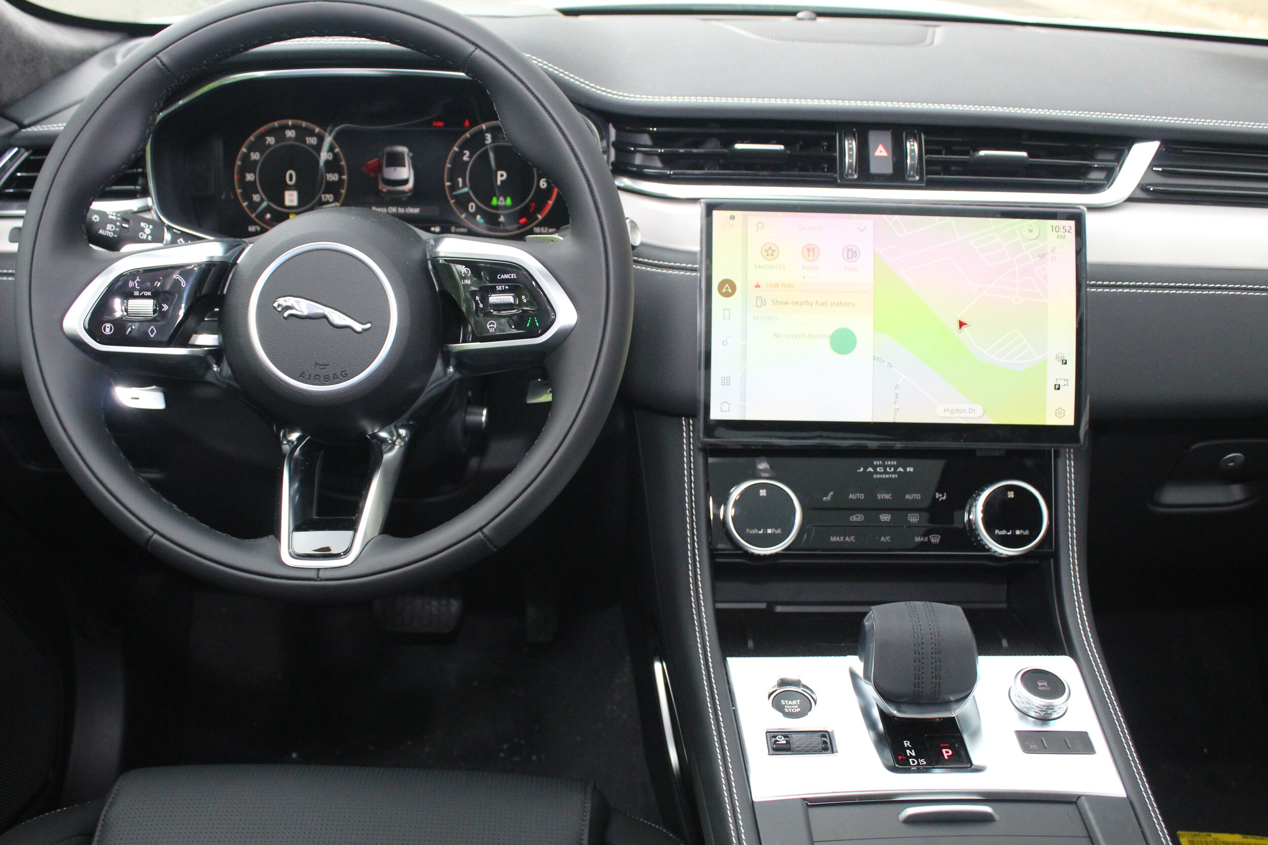 2026 Jaguar F-PACE P250 R-Dynamic S photo 4