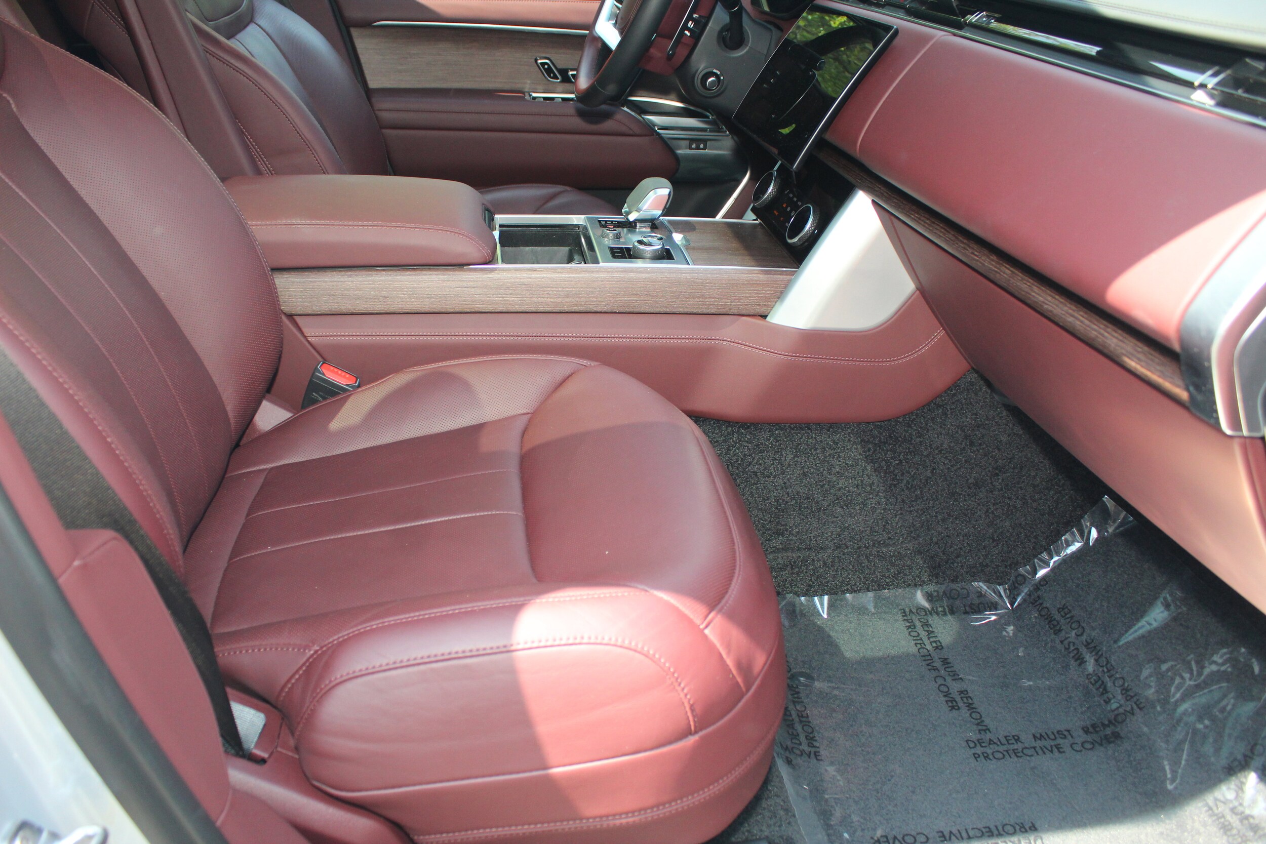 2023 Land Rover Range Rover Autobiography photo 3