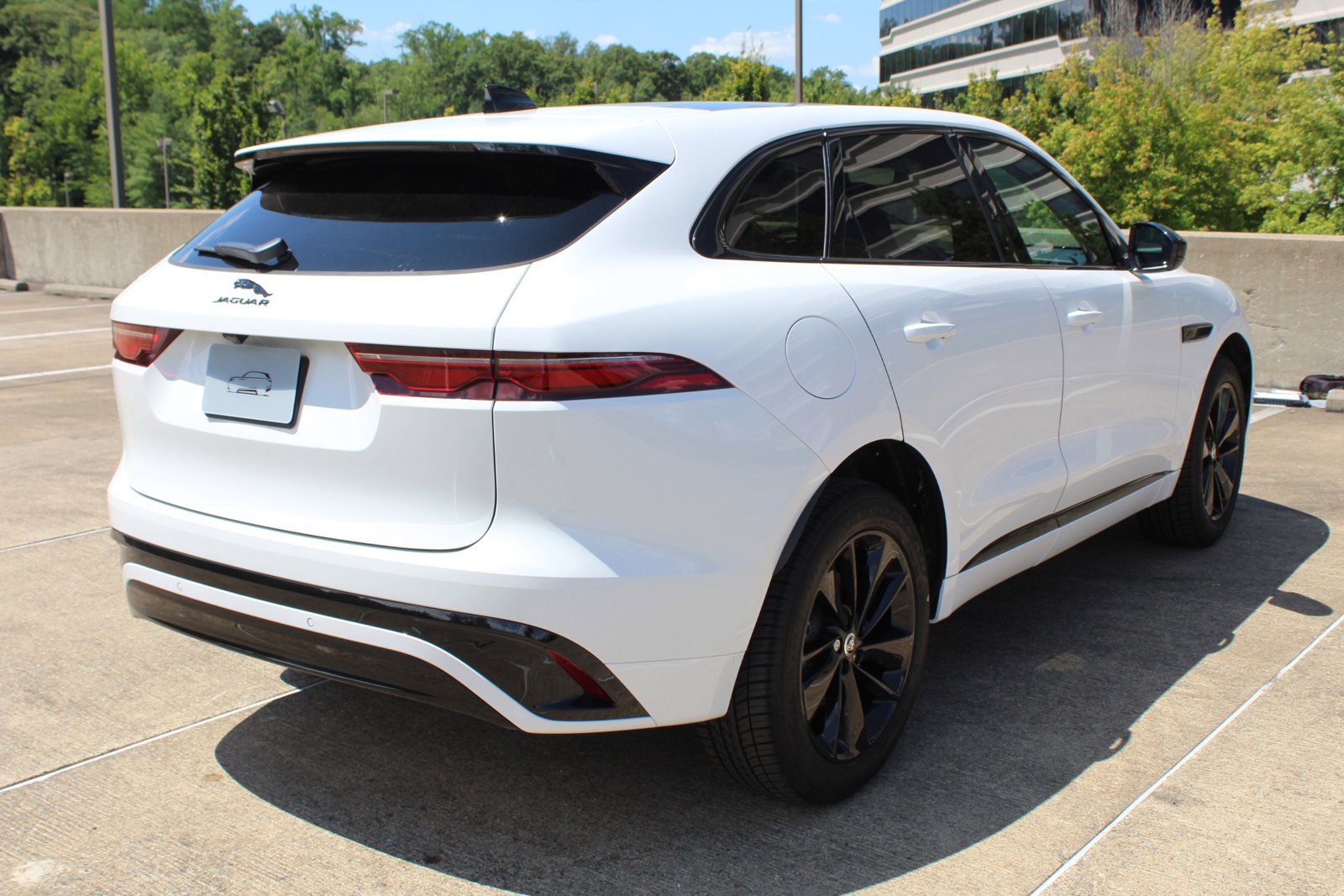 Certified 2024 Jaguar F-PACE R-Dynamic S with VIN SADCT2EX0RA733330 for sale in Vienna, VA