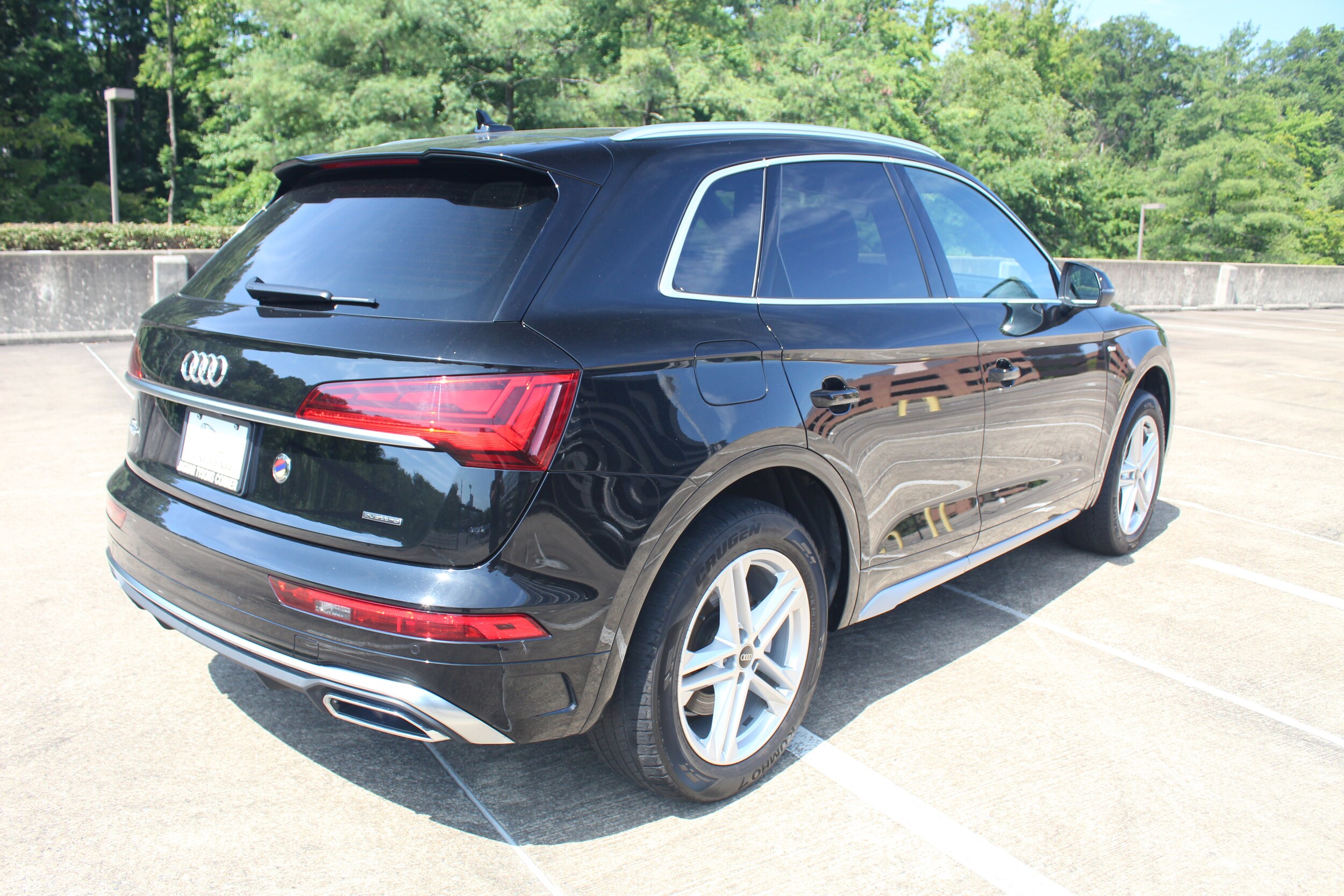 2022 Audi Q5 55 S line Premium photo 2