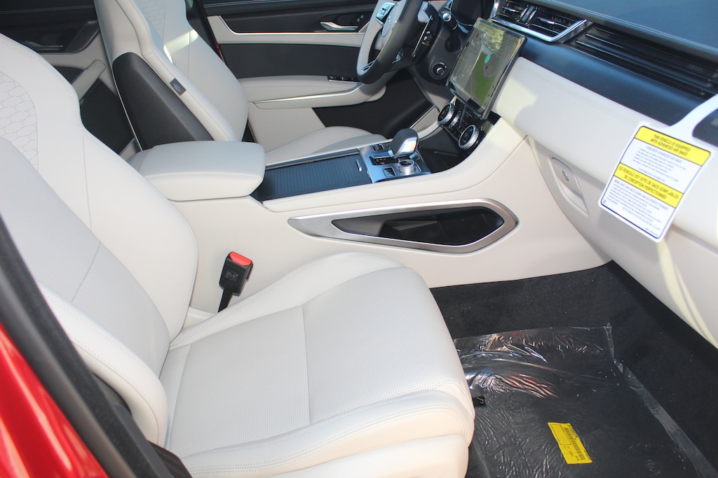 New 2026 Jaguar F-PACE P250 R-Dynamic S SUV