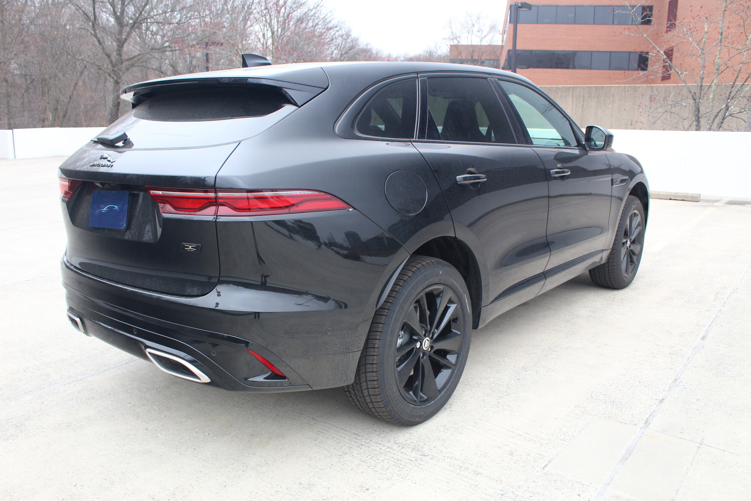 2026 Jaguar F-PACE P400 R-Dynamic S photo 2
