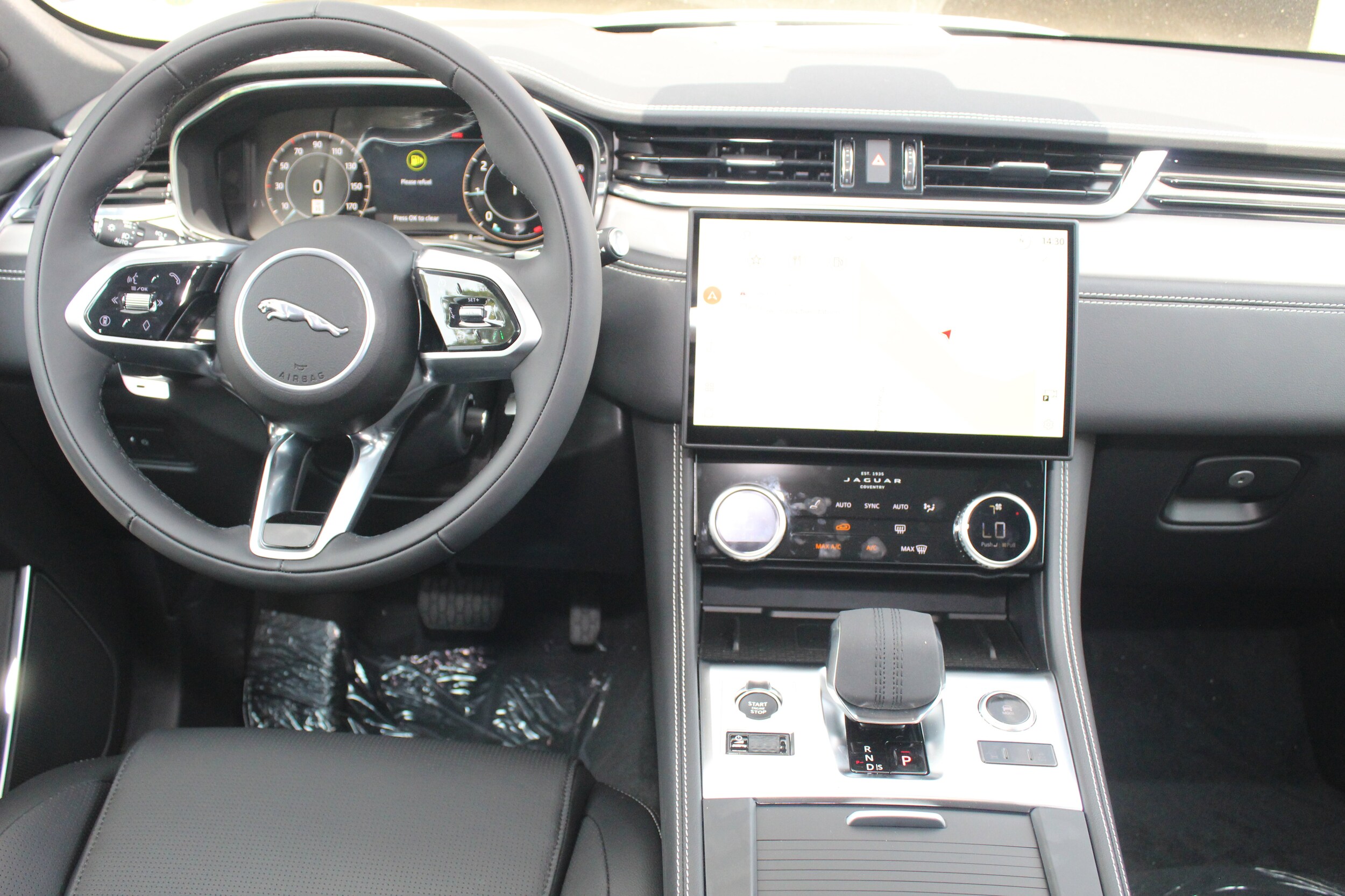 2026 Jaguar F-PACE P250 R-Dynamic S photo 4