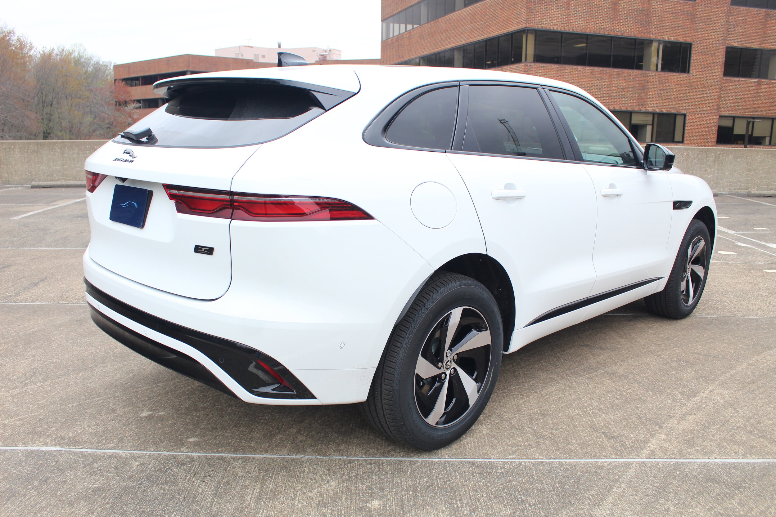 2026 Jaguar F-PACE P250 R-Dynamic S photo 2