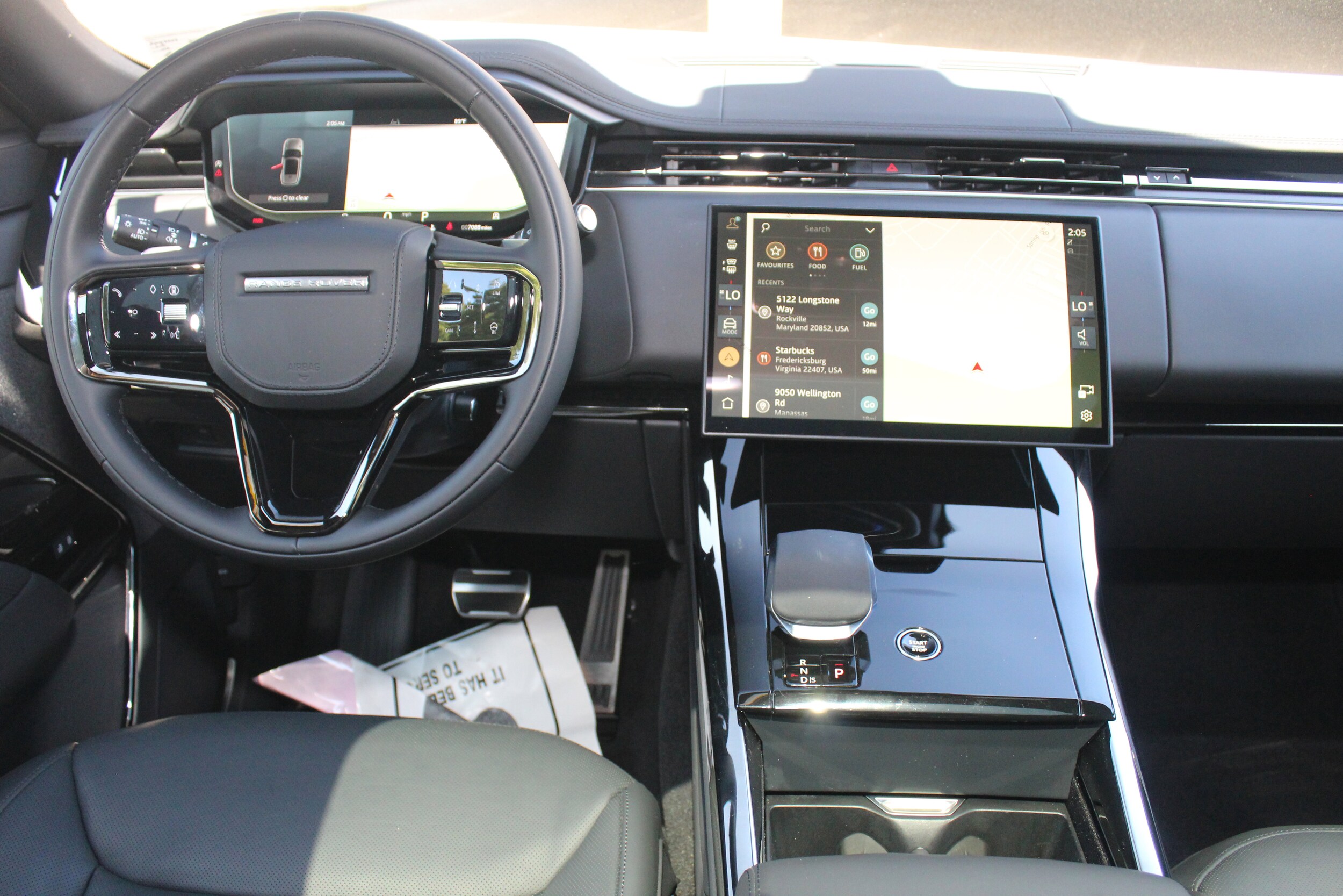 2024 Land Rover Range Rover Sport SE photo 4