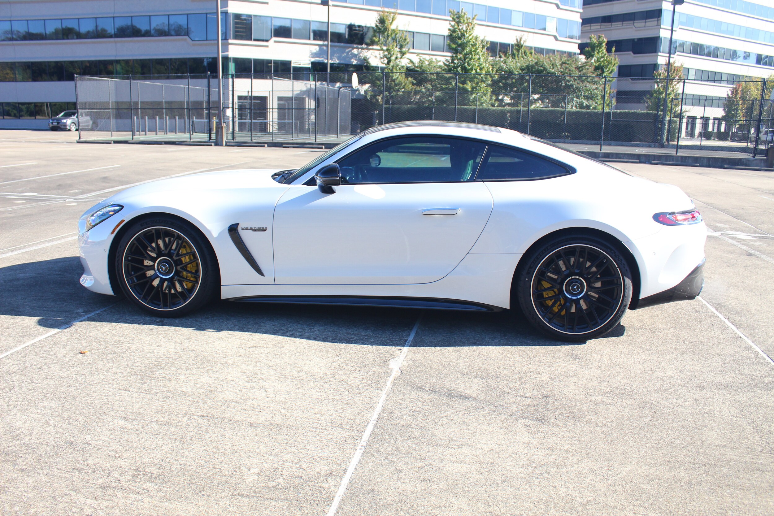 2025 Mercedes Benz AMG GT photo 4