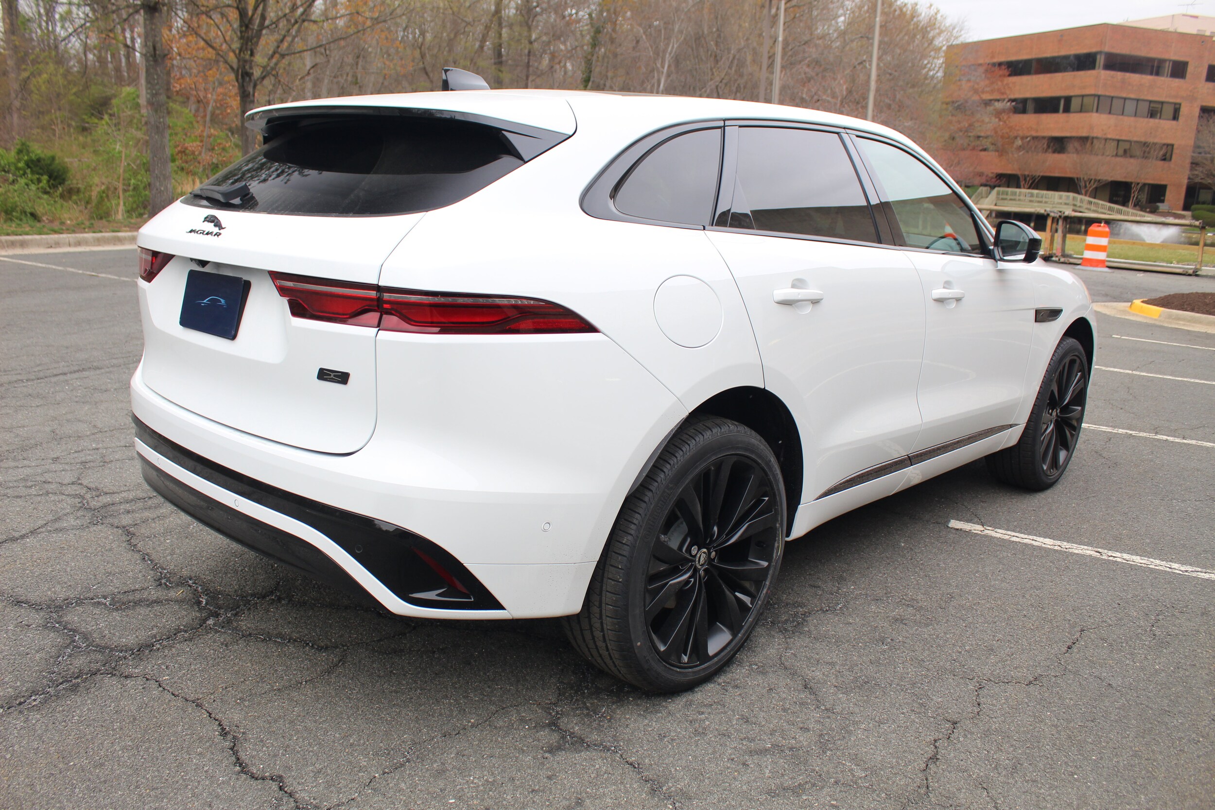2026 Jaguar F-PACE P250 R-Dynamic S photo 2