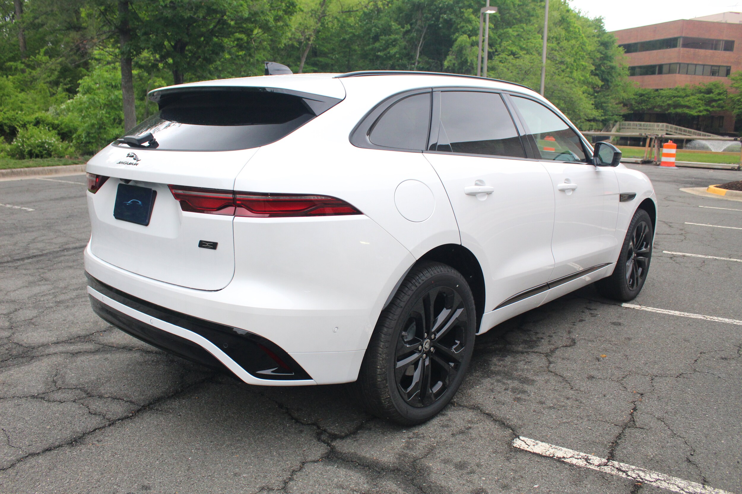 2026 Jaguar F-PACE P250 R-Dynamic S photo 2