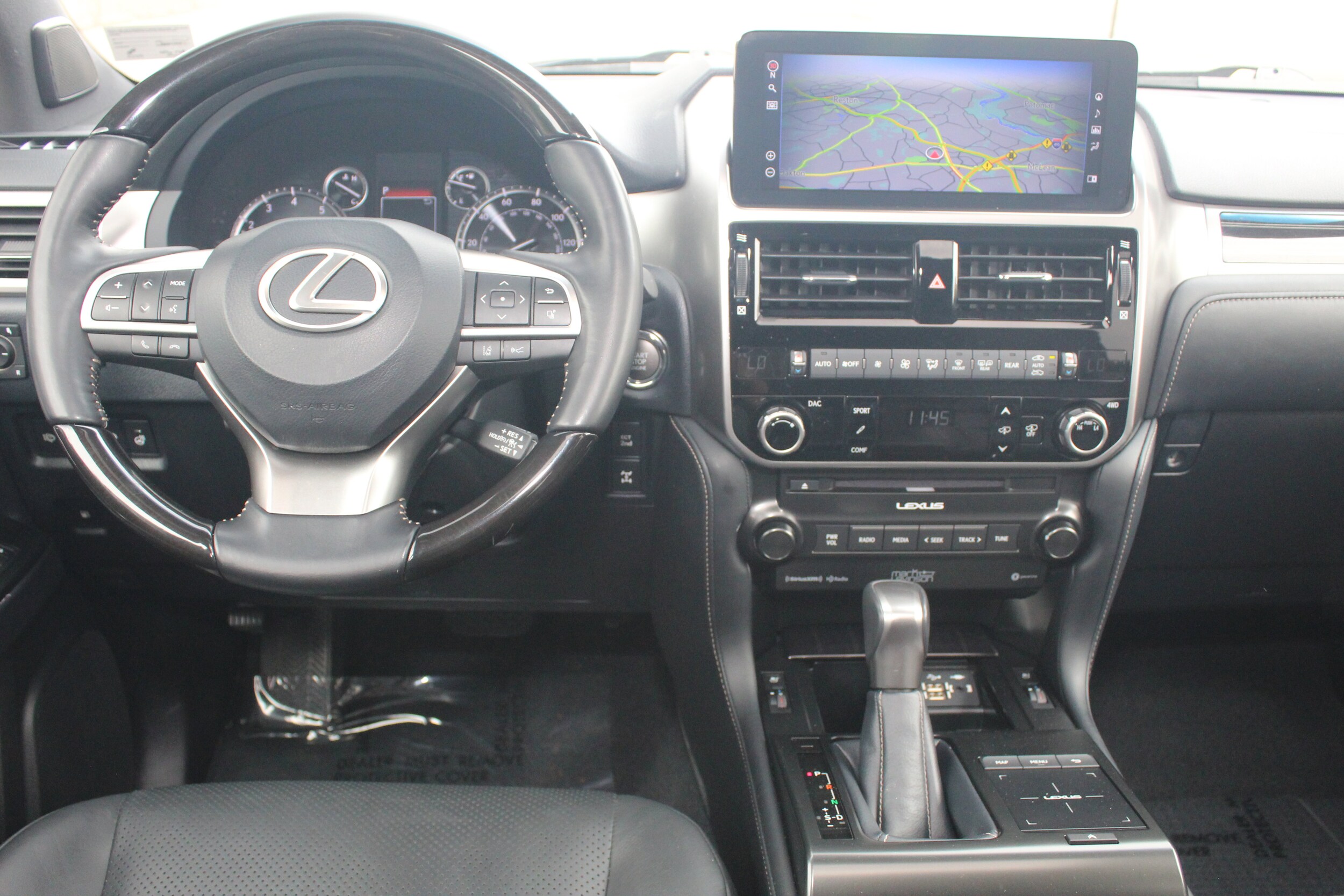 2023 Lexus GX 460 Luxury photo 4