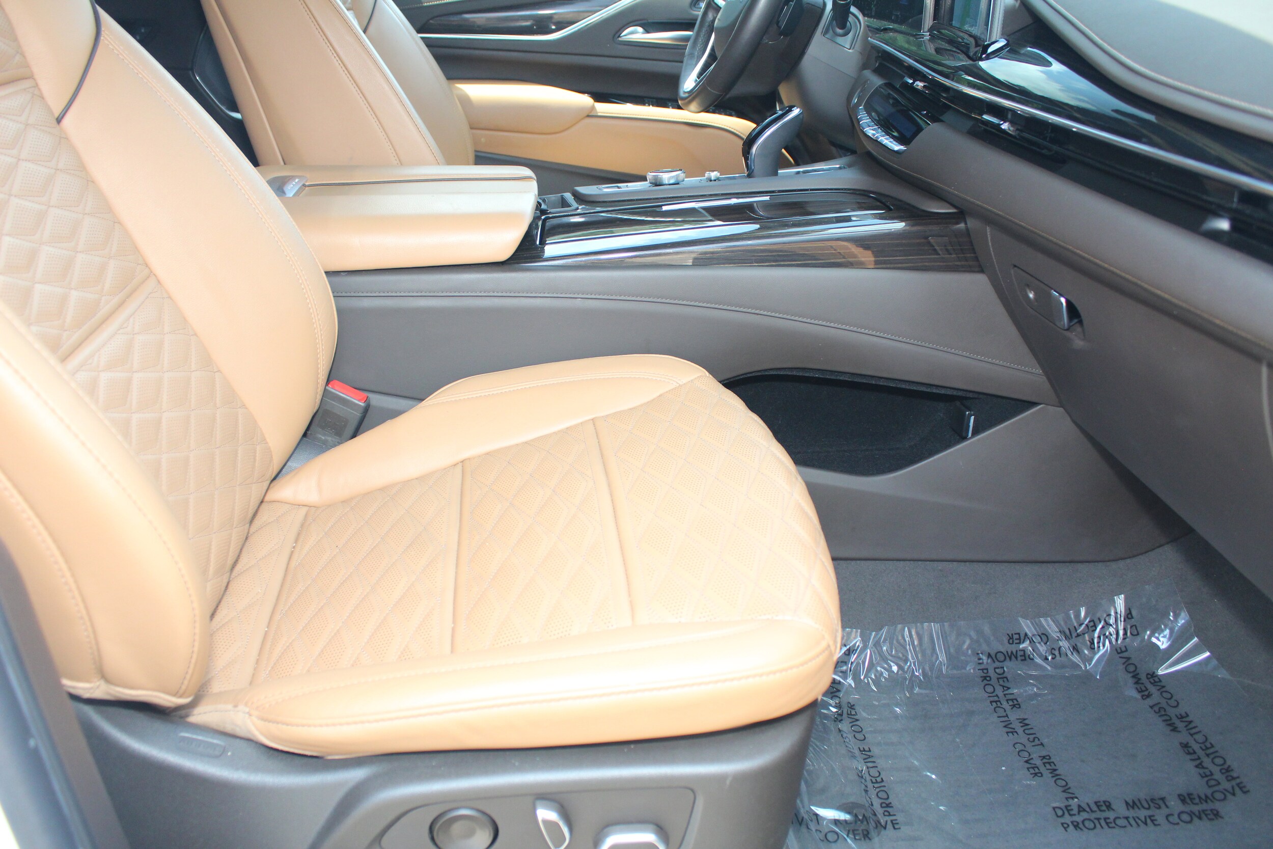 2022 Cadillac Escalade Sport photo 3