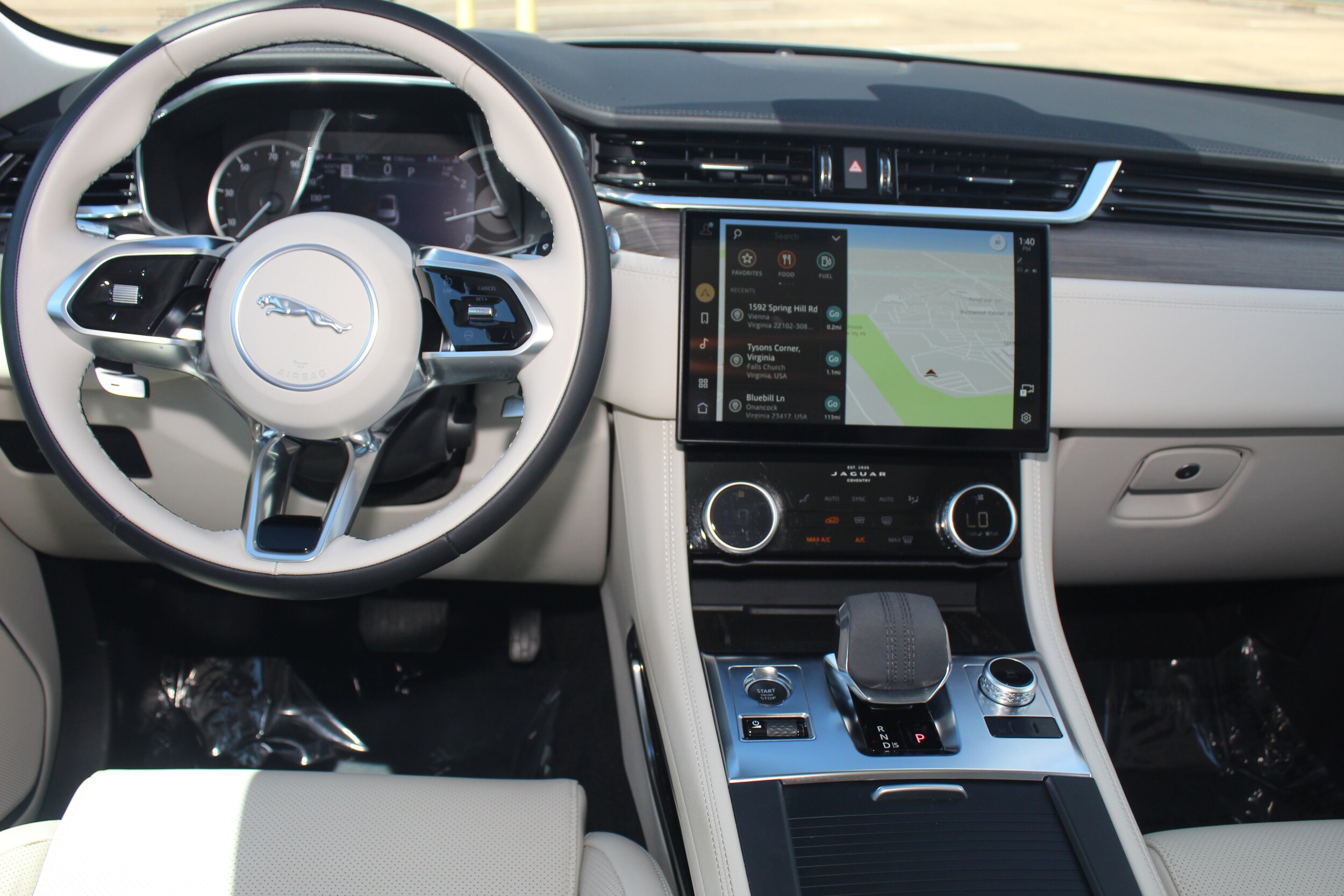 2022 Jaguar F-PACE P250 S photo 4