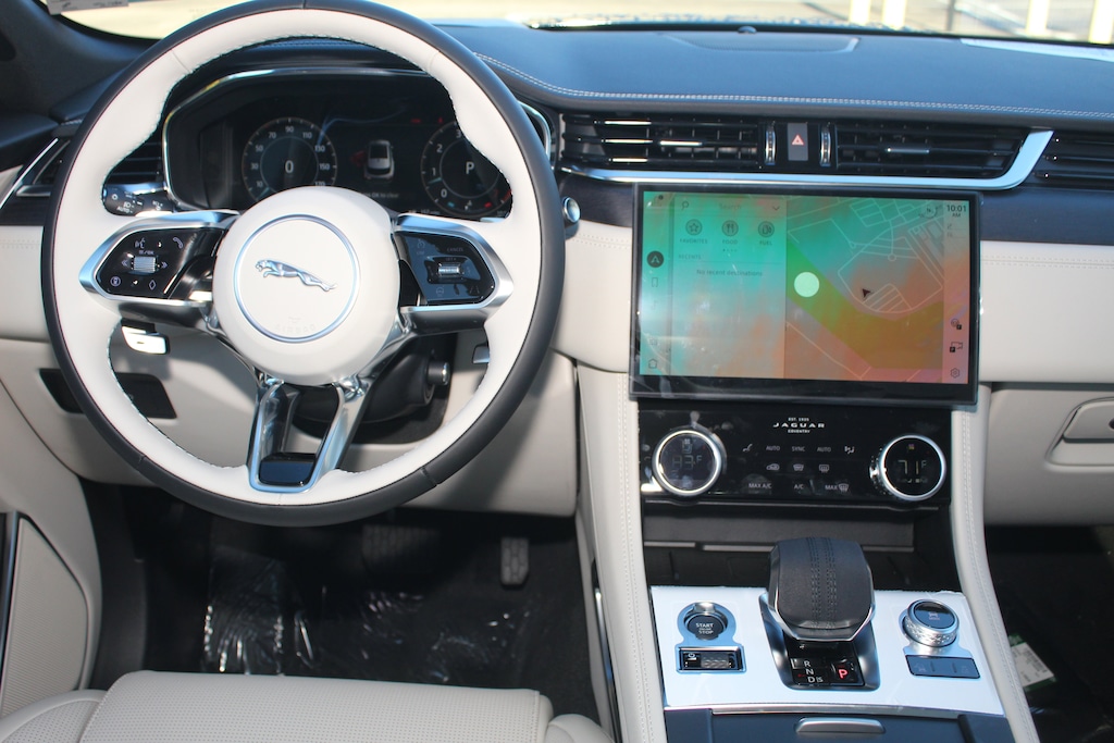 New 2026 Jaguar F-PACE P400 R-Dynamic S SUV