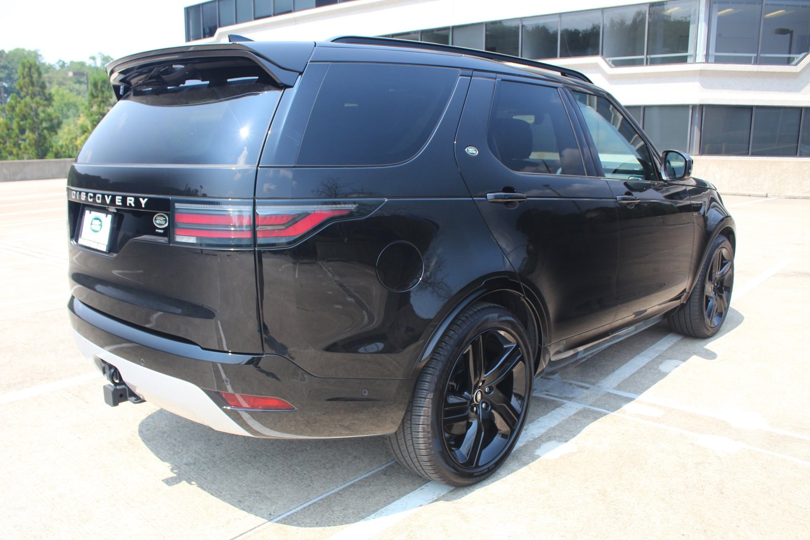 Certified 2023 Land Rover Discovery Metropolitan Edition with VIN SALRW4EU0P2484011 for sale in Vienna, VA