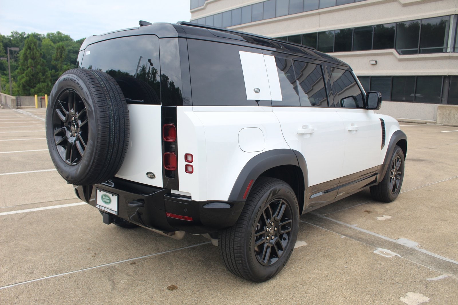 Certified 2022 Land Rover Defender X-Dynamic HSE with VIN SALE37RU5N2064700 for sale in Vienna, VA