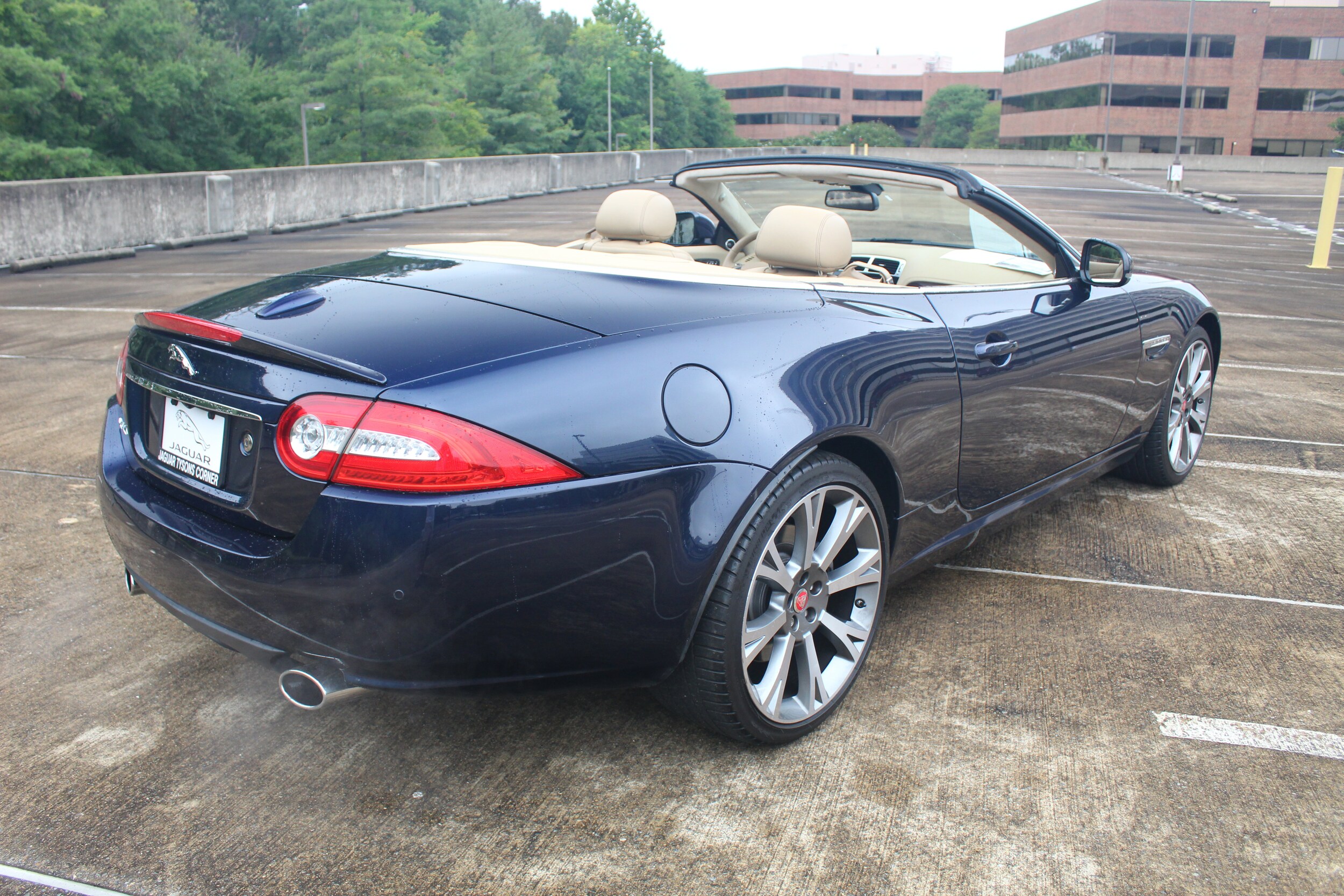 2015 Jaguar XK photo 2