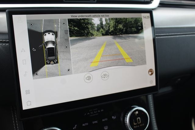 2026 Jaguar F-Pace R-Dynamic S - Photo 19