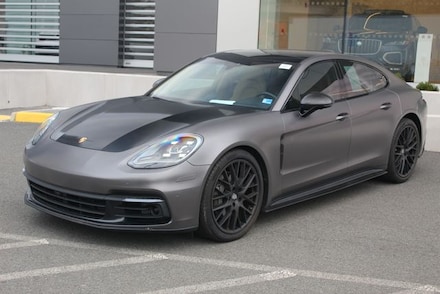 2018 Porsche Panamera 4S Sedan