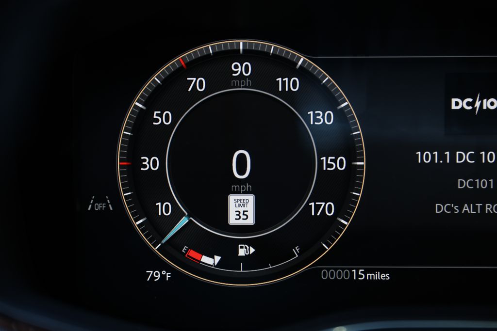 2026 Jaguar F-Pace R-Dynamic S - Photo 25