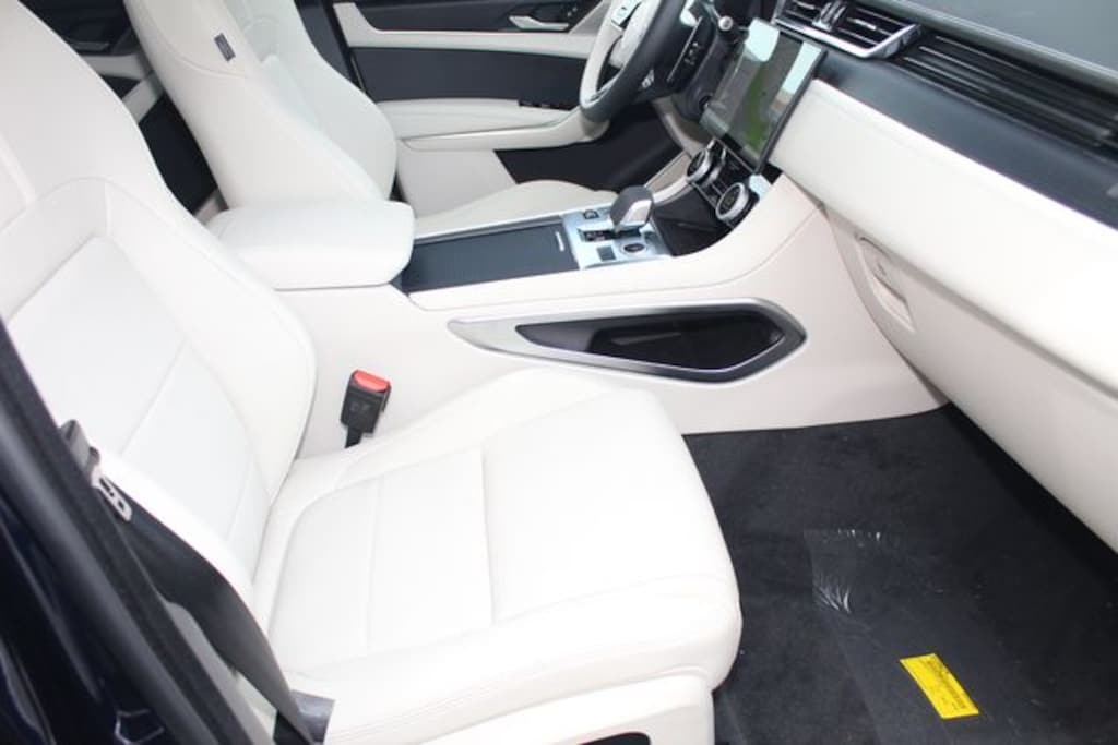 New 2026 Jaguar F-PACE P250 R-Dynamic S SUV