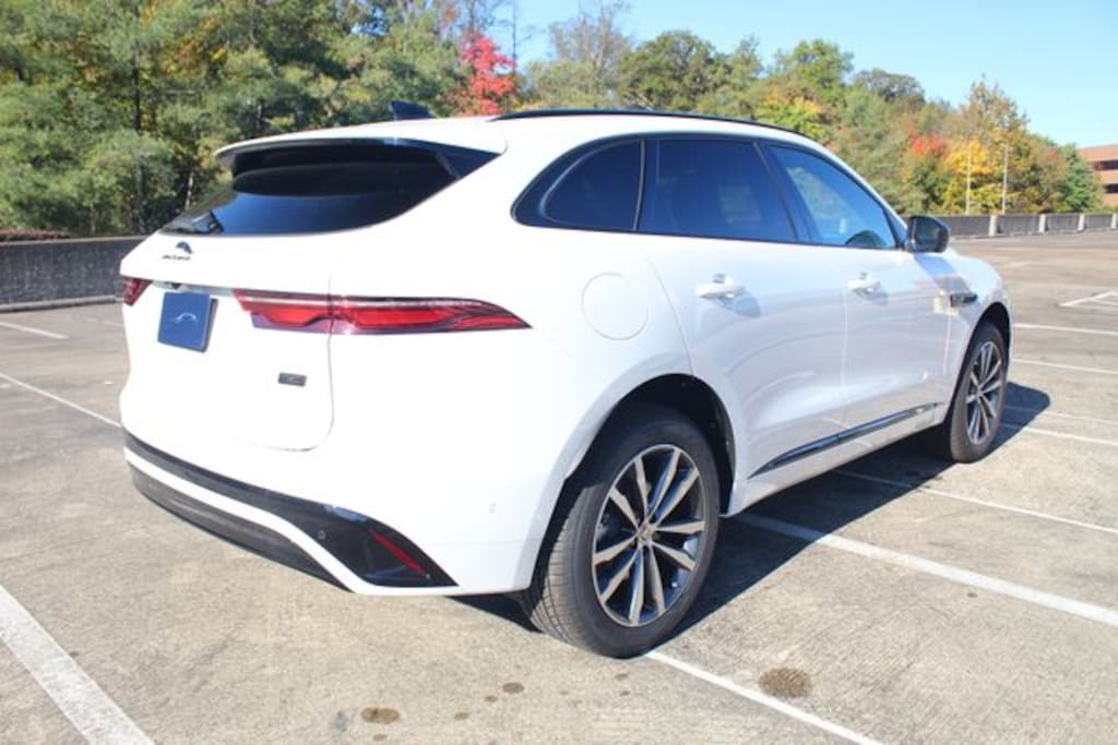 New 2026 Jaguar F-PACE P250 R-Dynamic S SUV