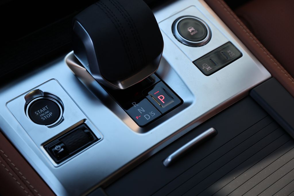 2026 Jaguar F-Pace R-Dynamic S - Photo 27