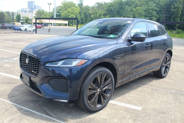 2025 Jaguar F-PACE R-Dynamic S's photo