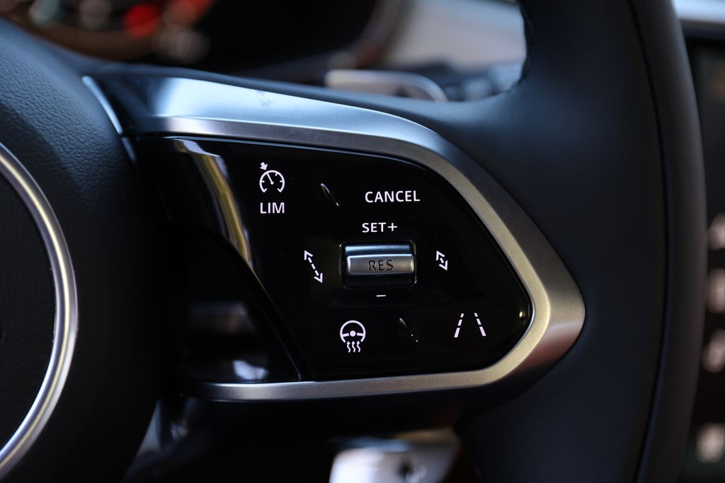 2026 Jaguar F-Pace R-Dynamic S - Photo 23
