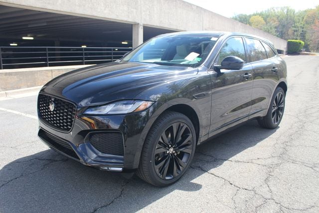 2026 Jaguar F-Pace R-Dynamic S's photo