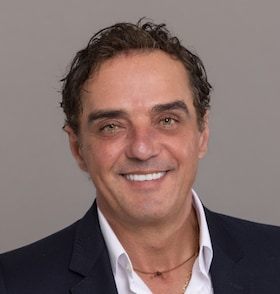 Staff member Roberto Piediscalzi from ID_4a362f12e8f1