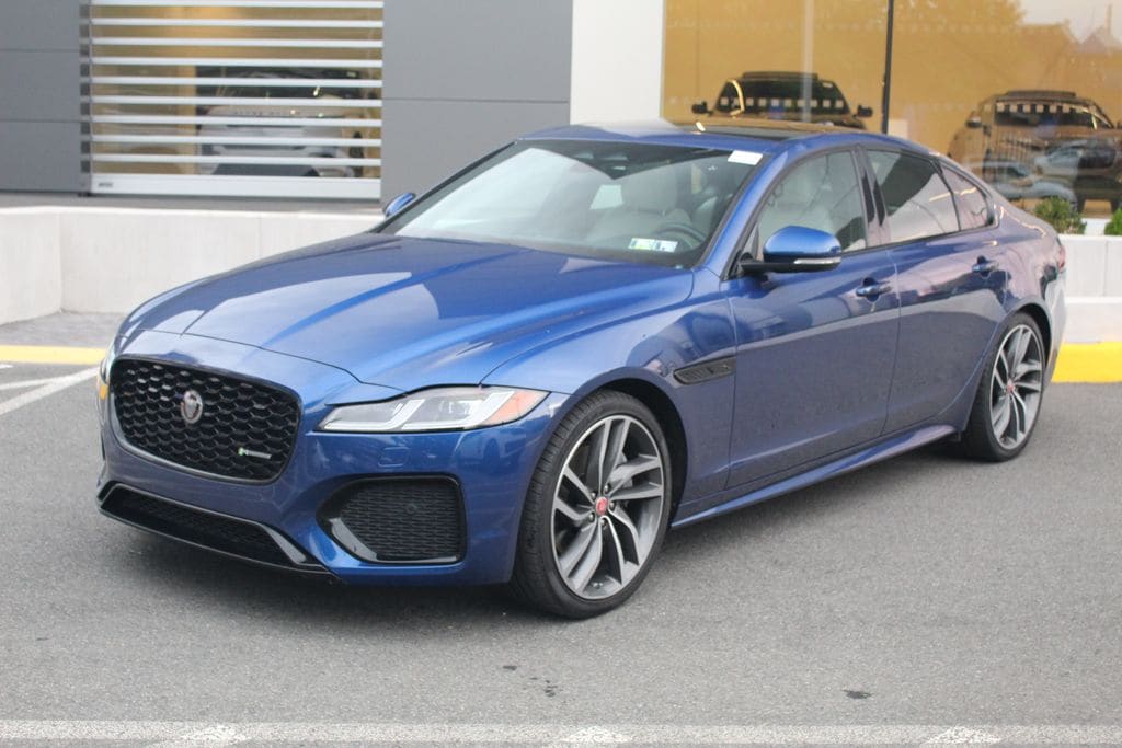 2022 Jaguar XF Sedan 